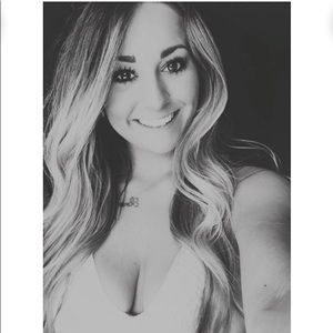 Meet your Posher, Michaela